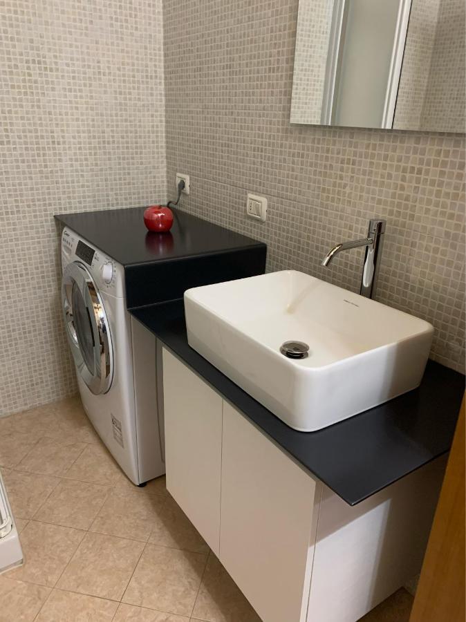 Stella Apartment Center แบร์กาโม ภายนอก รูปภาพ